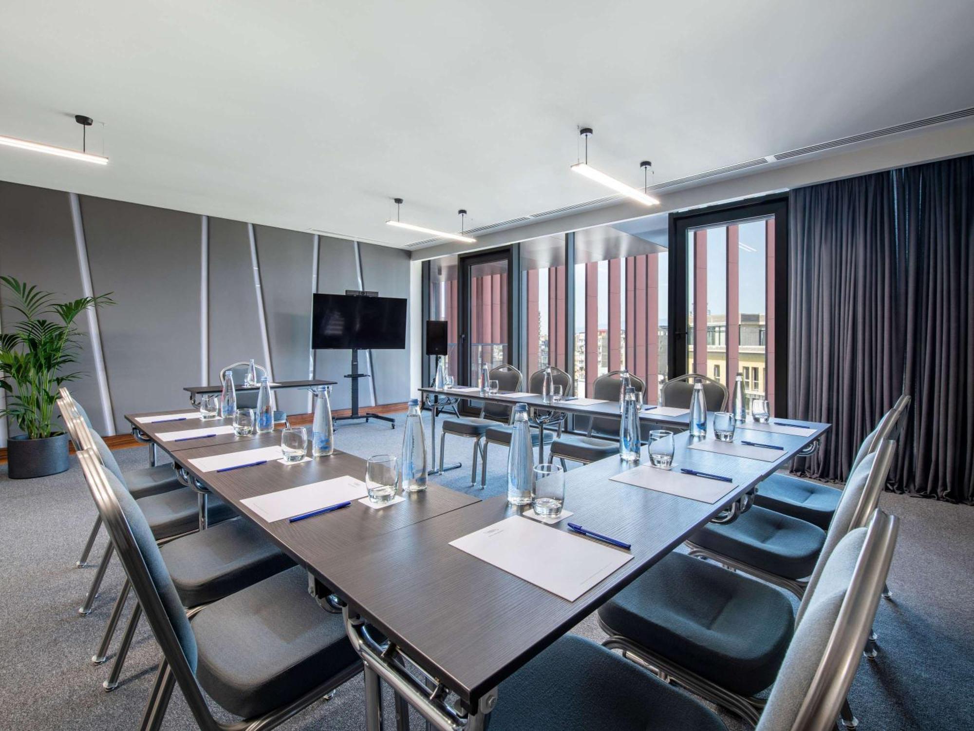 Tbilisi Philharmonic Hotel By Mercure المظهر الخارجي الصورة