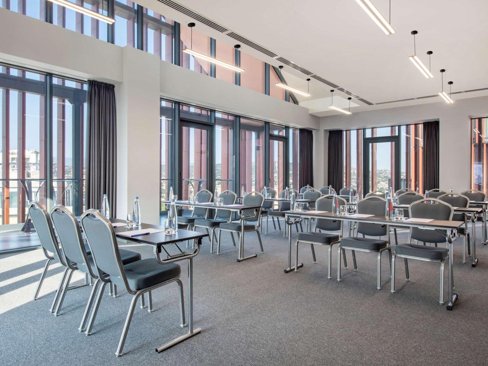 Tbilisi Philharmonic Hotel By Mercure المظهر الخارجي الصورة