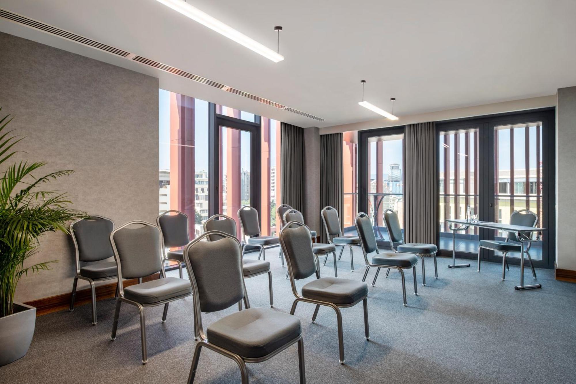 Tbilisi Philharmonic Hotel By Mercure المظهر الخارجي الصورة
