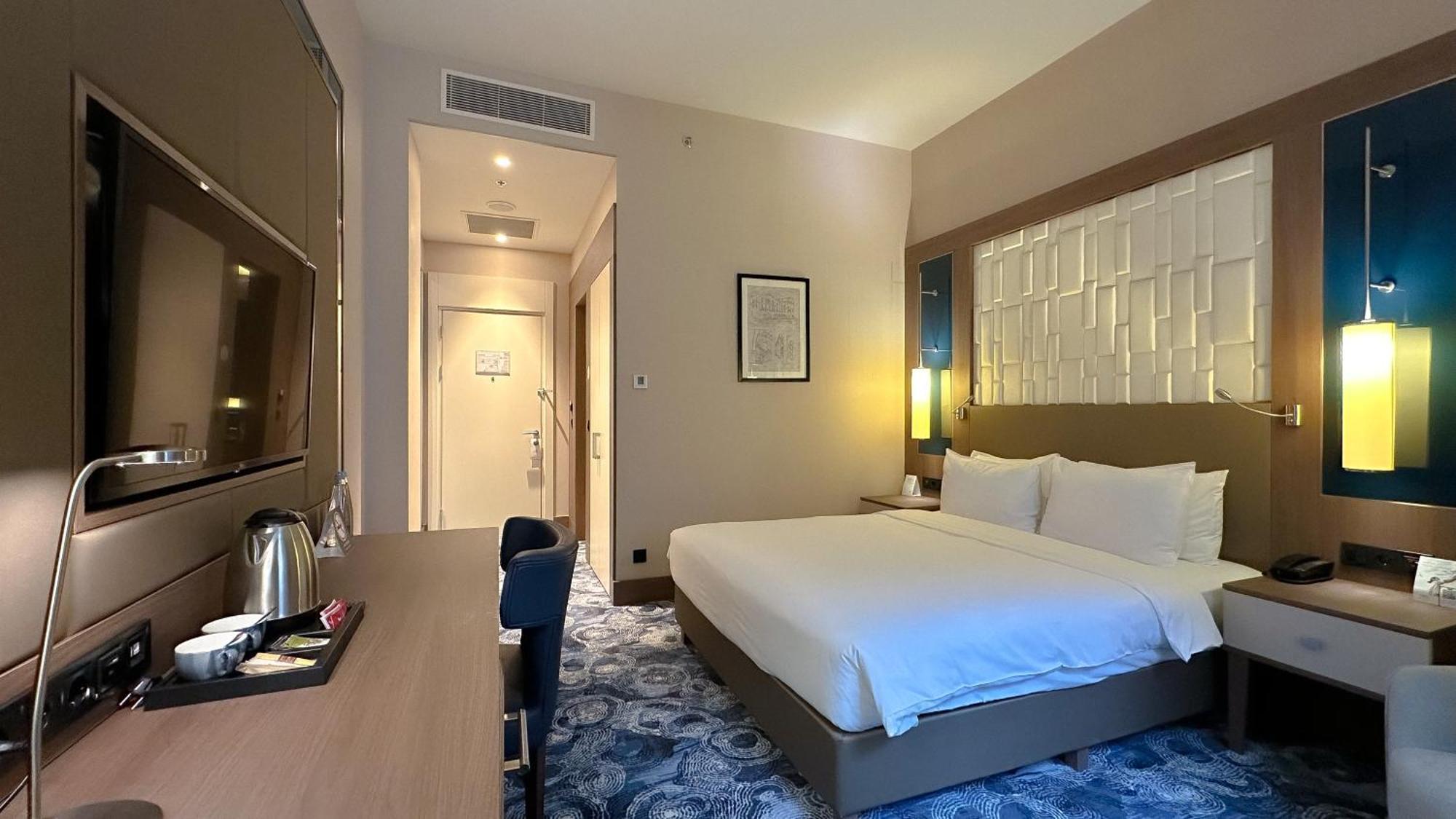 Tbilisi Philharmonic Hotel By Mercure الغرفة الصورة