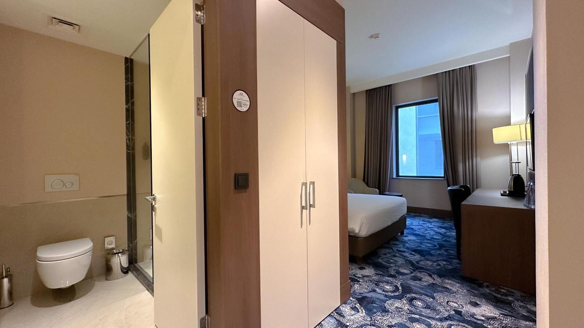 Tbilisi Philharmonic Hotel By Mercure الغرفة الصورة